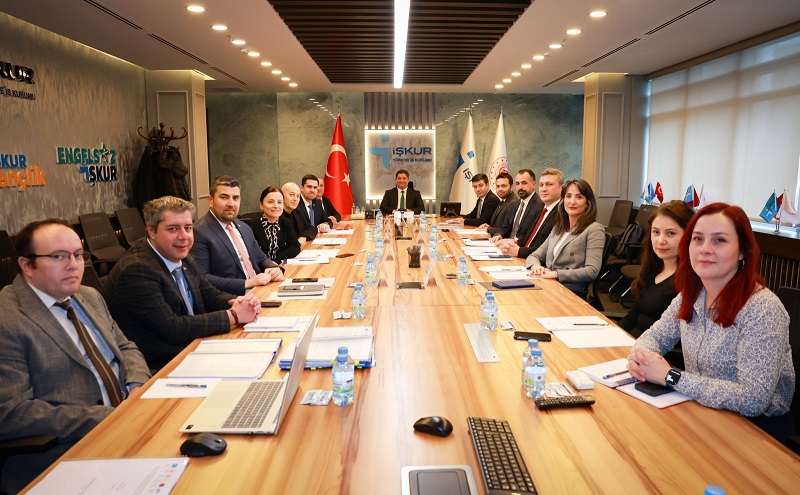 Engelli Ve Eski Hükümlü Çalıştırmayan İşverenlerden İdari Para Cezası Olarak Tahsil Edilen Tutarları Kullanmaya Yetkili Komisyonun 2025/3 Sayılı Toplantısı Düzenlendi kapak görseli