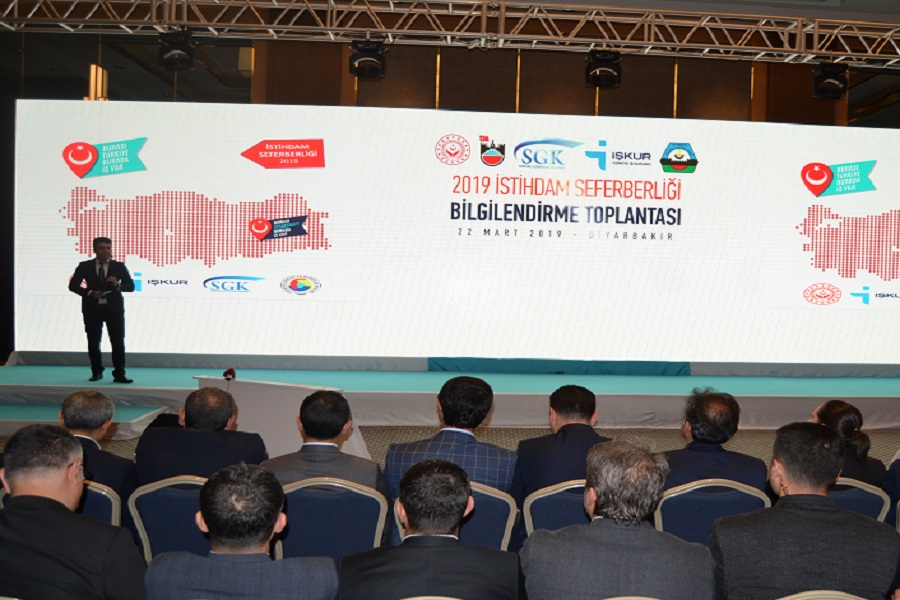 Diyarbakır'da İstihdam Seferberliği Bilgilendirme Toplantısı Gerçekleştirdik haber kapak görseli