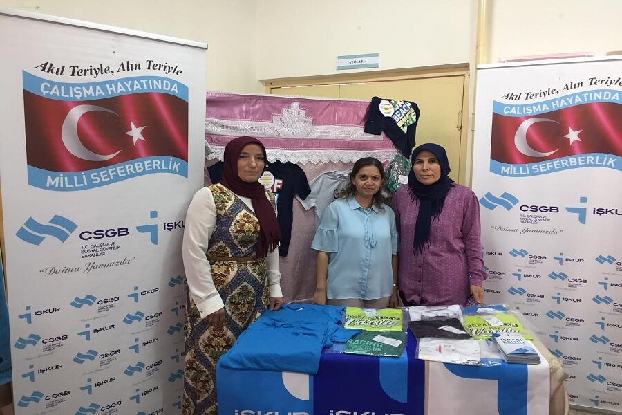 Salihli'de Halk Eğitim Merkezi Sergisinde Stant Açtık haber kapak görseli