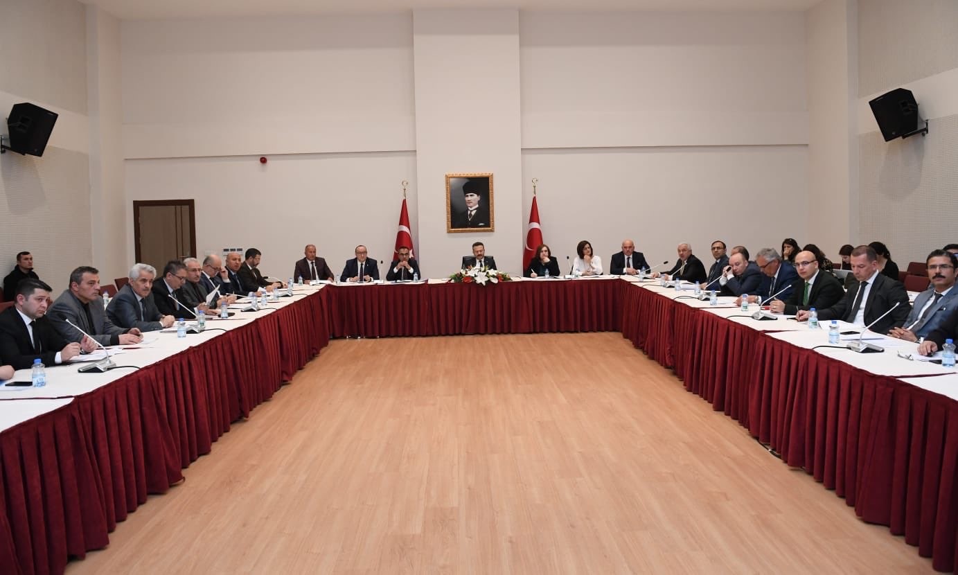 Kocaeli’de İl İstihdam ve Mesleki Eğitim Kurulu 2. Olağan Toplantısı Gerçekleştirildi haber kapak görseli