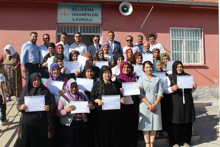 Aksaray'da Mesleki Eğitim Kursu Sertifika Töreni Düzenledik