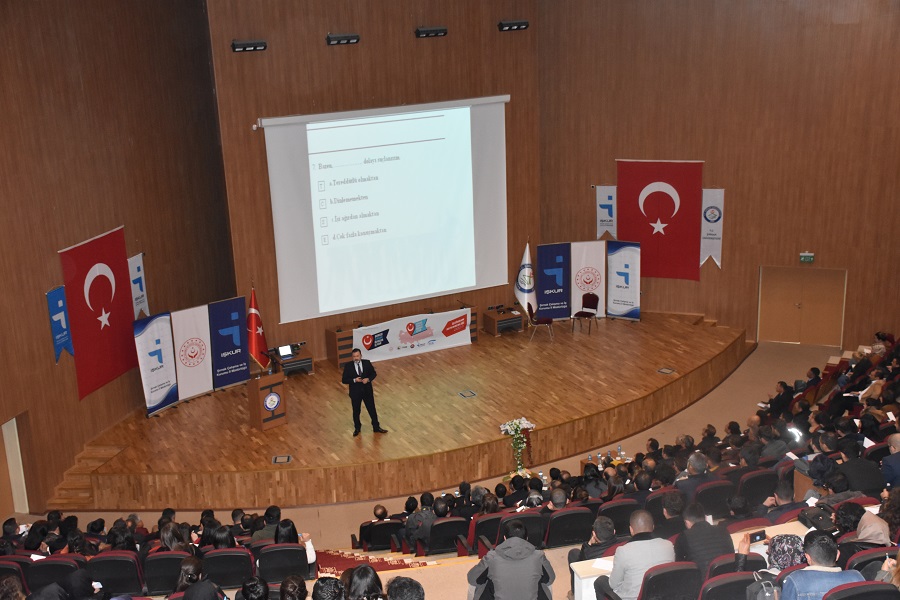 Şırnak'ta "İŞKUR Kariyer Günü" Etkinliğini Gerçekleştirdik haber kapak görseli