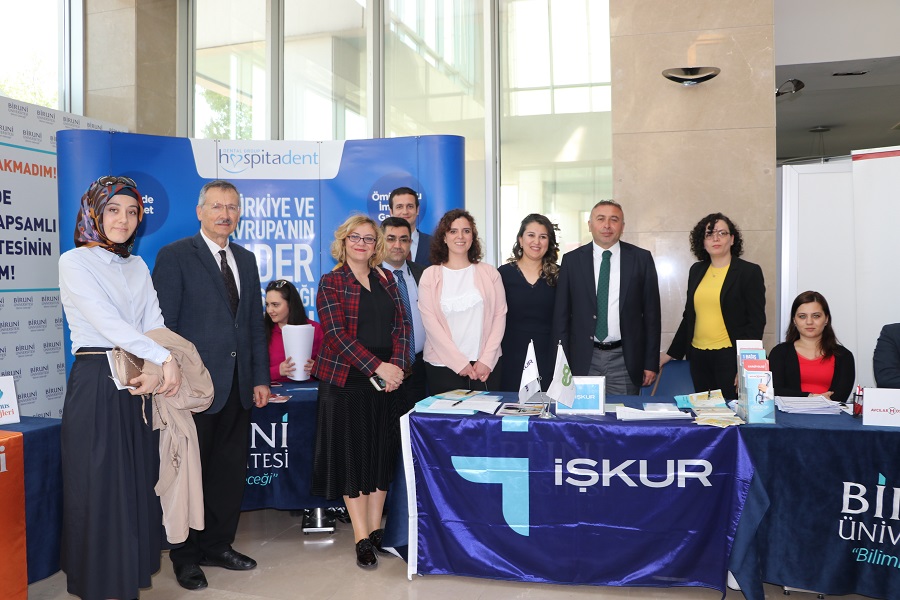 İMD Dairesi Başkanımız Kariyer Günlerinde haber kapak görseli