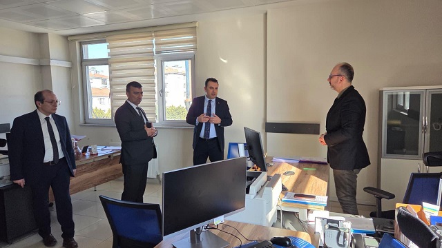 Genel Müdür Güneş, Afyonkarahisar Çalışma ve İş Kurumu İl Müdürlüğünü Ziyaret Etti kapak görseli