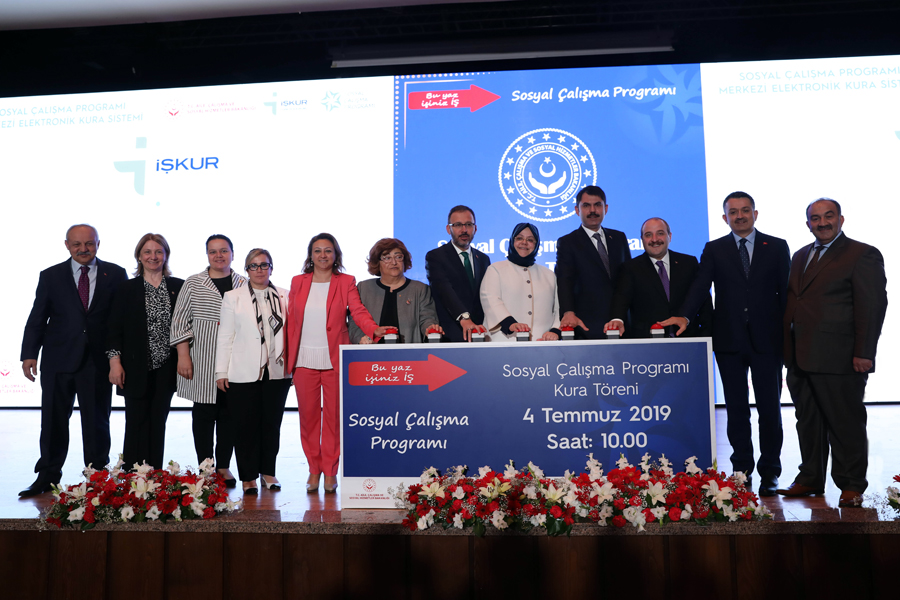 Sosyal Çalışma Programına Katılacak Öğrenciler Kurayla Belirlendi