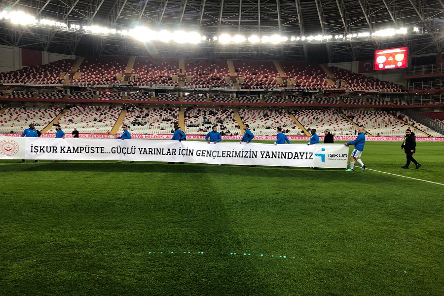 “İŞKUR Kampüste… Güçlü Yarınlar İçin Gençlerimizin Yanındayız” haber kapak görseli