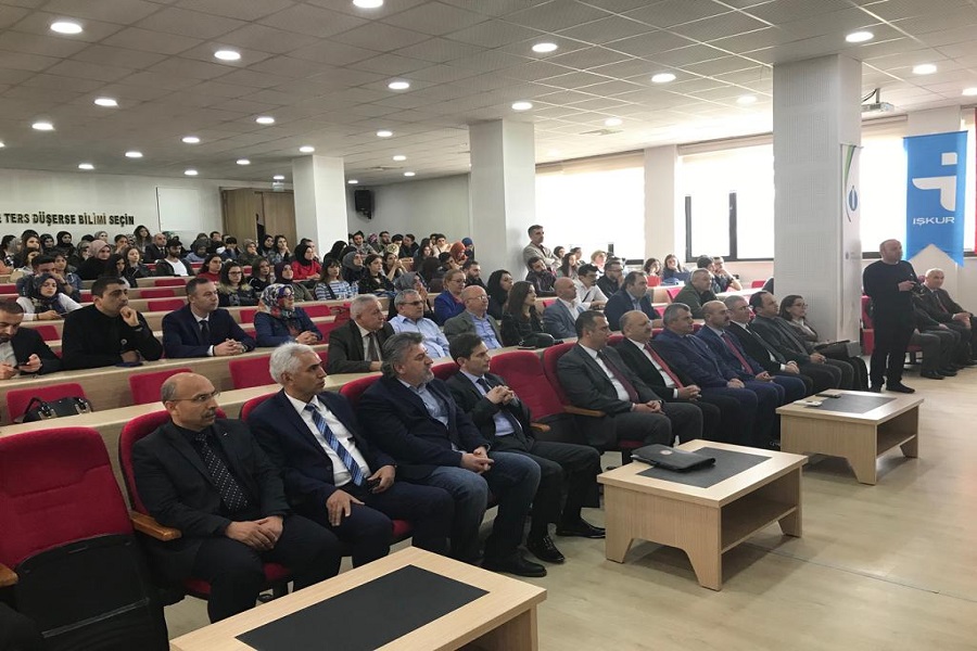 Ünye'de Kariyer ve İstihdam Fuarı Etkinliği Gerçekleştirdik haber kapak görseli