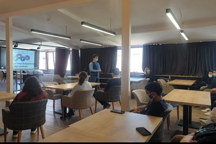 ''Geleceğin Meslekleri, Meslek Seçiminin Önemi ve Dijitalleşme'' Sunumu Gerçekleştirdik haber kapak görseli