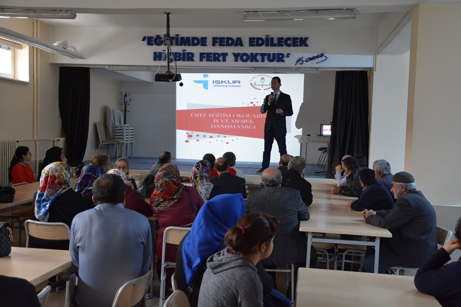 Kayseri'de Özel Eğitim Okullarında Seminer Verdik haber kapak görseli