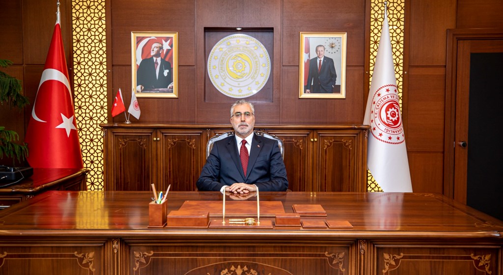 Vedat IŞIKHAN