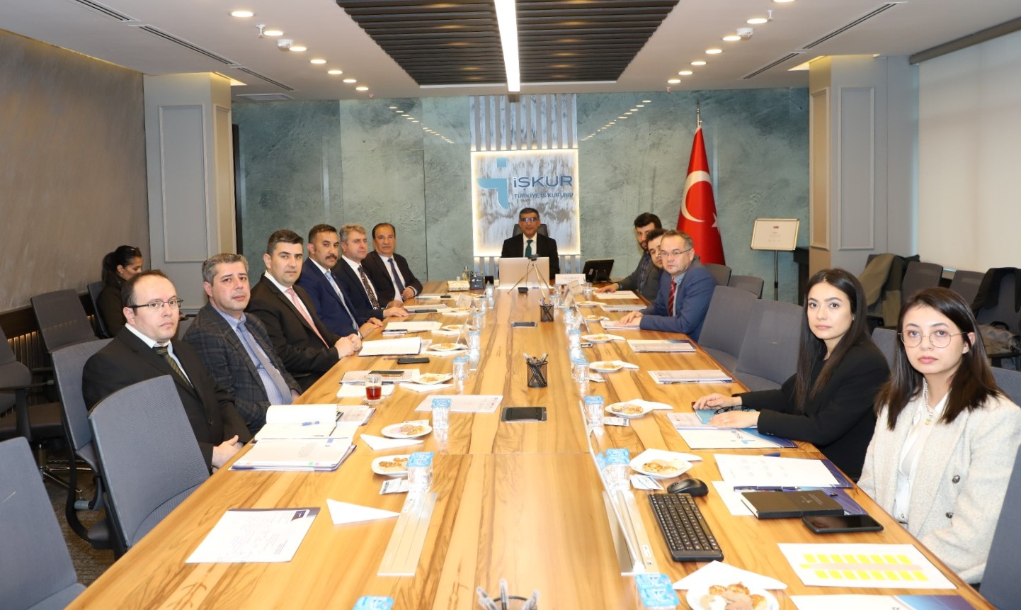 Engelli ve Eski Hükümlü Çalıştırmayan İşverenlerden İdari Para Cezası Olarak Tahsil Edilen Tutarları Kullanmaya Yetkili Komisyon Toplandı (2)