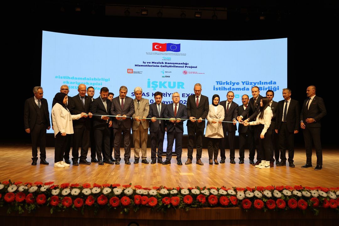 İŞKUR Sivas Kariyer Expo 2024 İş Arayan ve İşverenleri Bir Araya Getirdi