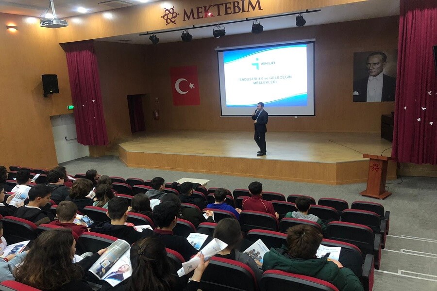 İstanbul Hizmet Merkezlerimiz Okullarda Seminerlerine Devam Ediyor haber kapak görseli