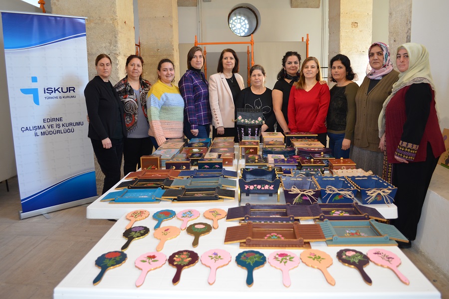 Edirne'de Mesleki Eğitim Kurslarımız İle İstihdama Kazandırıyoruz haber kapak görseli