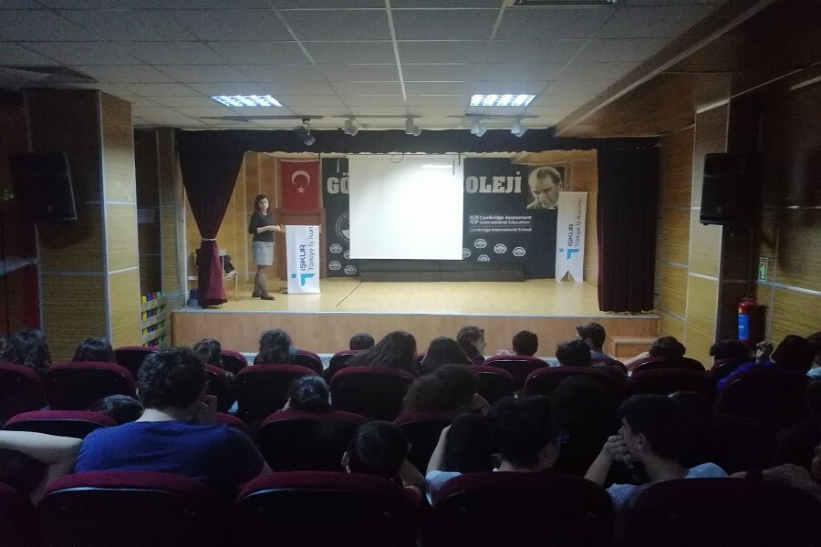 İstanbul'da Meslek Seçimi ve Önemi Semineri Verdik haber kapak görseli