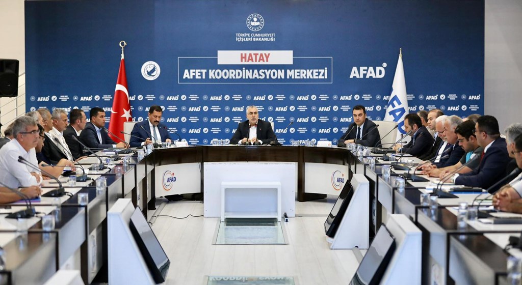 Bakan Işıkhan, Hatay Ve Osmaniye’yi Ziyaret Etti