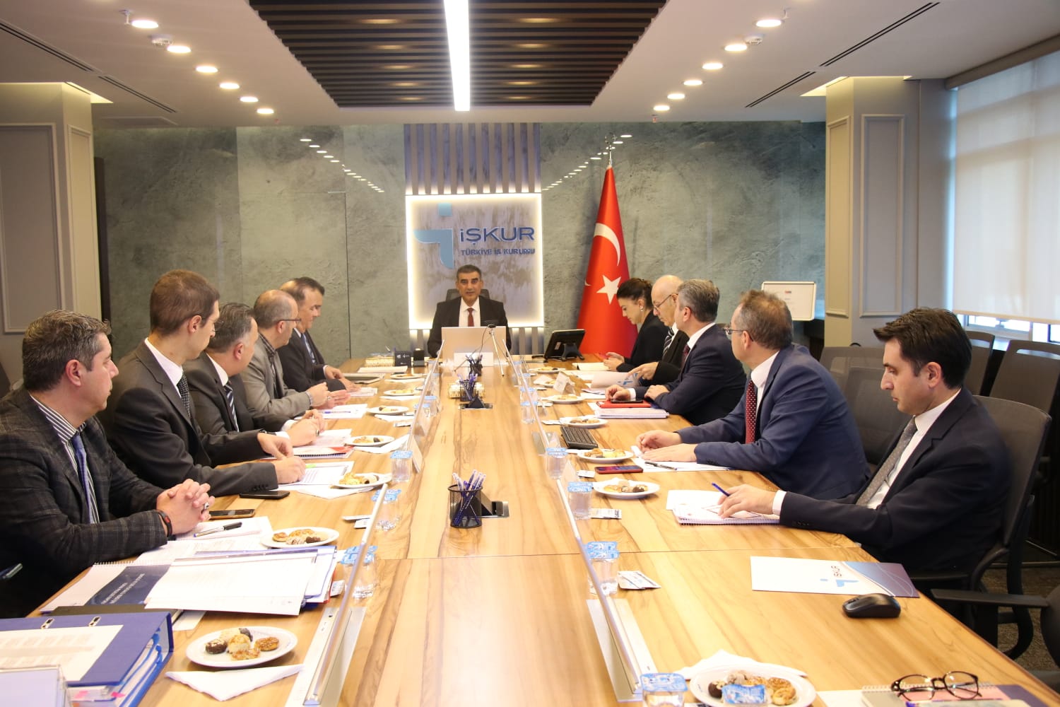 Engelli ve Eski Hükümlü Çalıştırmayan İşverenlerden İdari Para Cezası Olarak Tahsil Edilen Tutarları Kullanmaya Yetkili Komisyon Toplandı.(1)