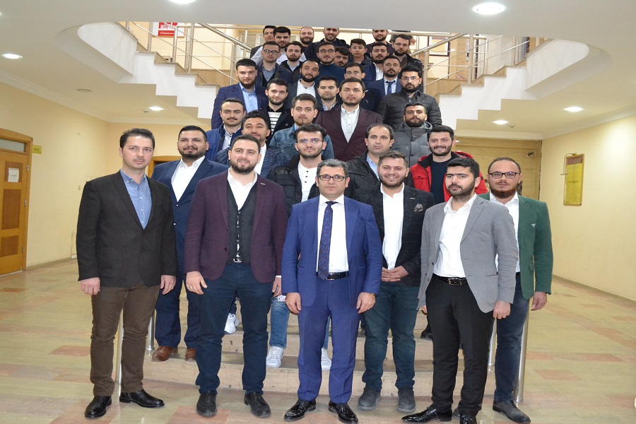 Konya'da “Burası Türkiye Burada İş Var “ Sloganıyla Bilgilendirme Toplantılarımız Devam Ediyor haber kapak görseli