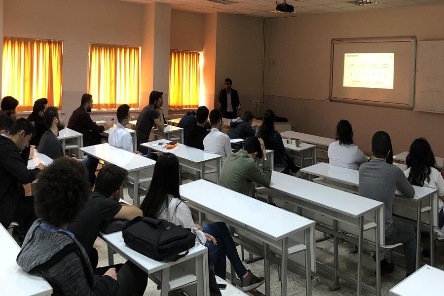 Hitit Üniversitesinde ‘Mülakat, İş Görüşmeleri ve İş Arama Becerileri’ Eğitimi Verdik haber kapak görseli