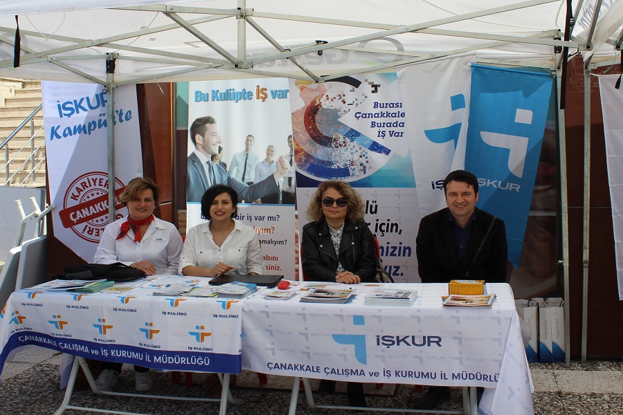 ÇOMÜ Kariyer Fuarında Öğrencilerle Bir Araya Geldik haber kapak görseli