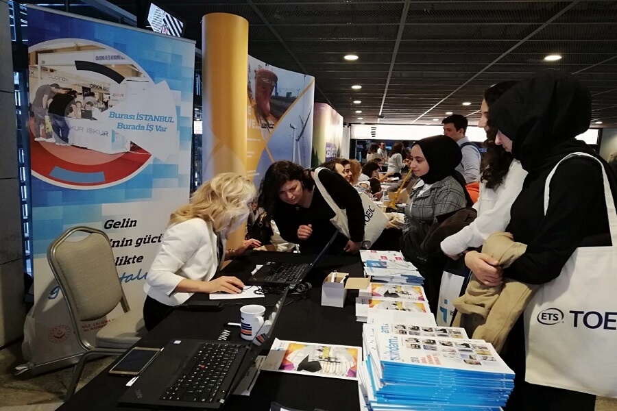 İTÜ Türkiye Mühendislik Kariyer Fuarında Stant Açtık haber kapak görseli