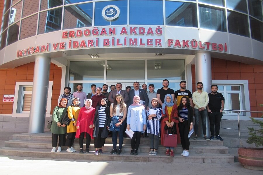 Bozok Üniversitesi Öğrencilerine İş Kulübü Eğitim Verdik haber kapak görseli