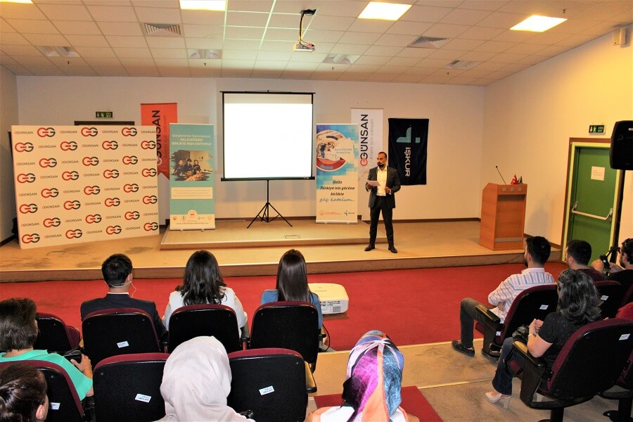 İstanbul'da "Hayatı Aydınlatan Kadınlar" Projesi Tamamlandı haber kapak görseli